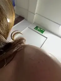 roouse — Stripchat recorded stream image, 10.09.2025 01:00