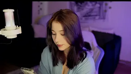 Traharaa — Stripchat recorded stream screenshot (10 Sep 2025)