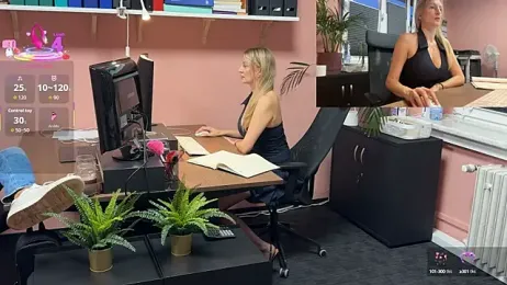 legsLONG — Stripchat recorded stream image, 10.09.2025 03:50