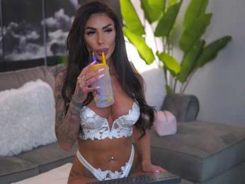 RaquelleVon — Bongacams recorded stream image, 11.09.2025 07:30