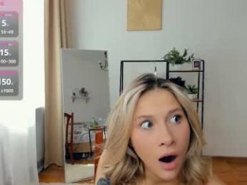 glossybabe_ — Chaturbate recorded stream image, 11.09.2025 12:00