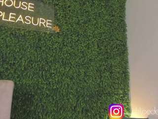 chloedee — Camsoda recorded stream image, 13.09.2025 10:00