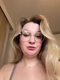 Teya_moon_ — Stripchat recorded stream image, 13.09.2025 19:00