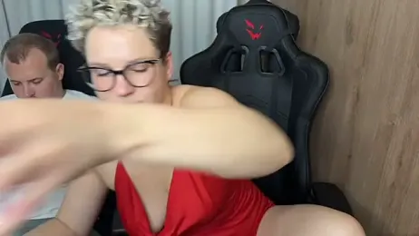 MrMrsRight — Stripchat recorded stream image, 16.09.2025 07:00
