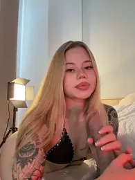 curchez_ — Stripchat recorded stream image, 16.09.2025 19:50