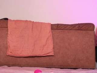 mssbombom — Camsoda recorded stream image, 17.09.2025 03:10