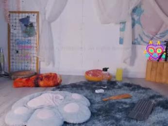 mollyflwers — Chaturbate recorded stream screenshot (17 Sep 2025)