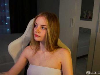 AliceCost — Bongacams recorded stream image, 17.09.2025 18:20