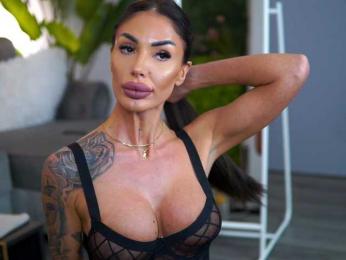 RaquelleVon — Bongacams recorded stream image, 18.09.2025 07:10
