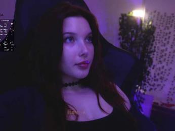 _Q_ — Bongacams recorded stream image, 18.09.2025 20:20