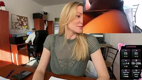 legsLONG — Stripchat recorded stream image, 17.02.2025 07:30