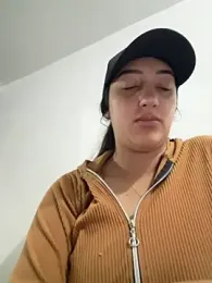 Hannahoff — Stripchat recorded stream image, 19.09.2025 03:10