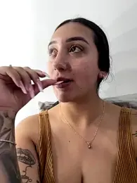Hannahoff — Stripchat recorded stream image, 19.09.2025 03:10