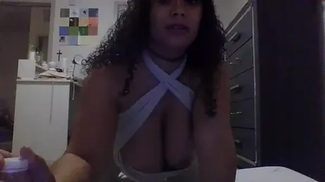 cinnaminnie — Stripchat recorded stream image, 19.09.2025 03:00