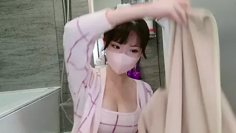 -minami- — Stripchat recorded stream image, 19.09.2025 12:00