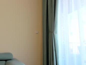 elaanna — Chaturbate recorded stream screenshot (17 Feb 2025)