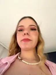 NicoleCut — Stripchat recorded stream image, 20.09.2025 13:40