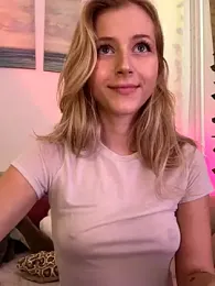 LunaRase — Stripchat recorded stream screenshot (21 Sep 2025)