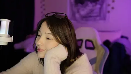 Traharaa — Stripchat recorded stream screenshot (21 Sep 2025)