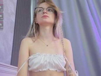 vialeta-baby — Bongacams recorded stream image, 21.09.2025 23:10
