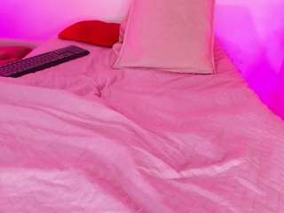 mssbombom — Camsoda recorded stream image, 22.09.2025 03:10