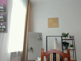 glossybabe_ — Chaturbate recorded stream image, 22.09.2025 07:20