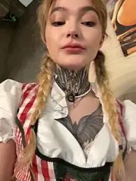 AriWild — Stripchat recorded stream image, 23.09.2025 08:00