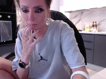 blondalina — Bongacams recorded stream image, 24.09.2025 12:00