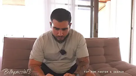 Bellapazzia — Stripchat recorded stream screenshot (24 Sep 2025)