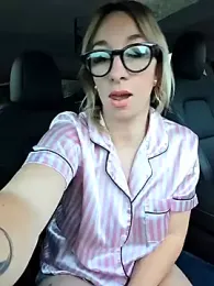 Giuliana_baby — Stripchat recorded stream image, 25.09.2025 05:40