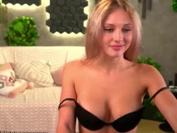roselyn_rose — Chaturbate recorded stream image, 25.09.2025 16:10