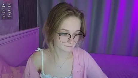 vialeta_baby — Stripchat recorded stream image, 25.09.2025 23:30
