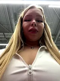 Liza_risky — Stripchat recorded stream image, 26.09.2025 11:40