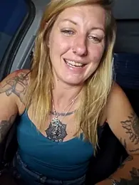 SheIsSomething — Stripchat recorded stream image, 27.09.2025 00:30