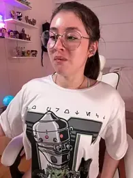 Sharon_07 — Stripchat recorded stream image, 26.09.2025 23:40