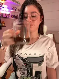 Sharon_07 — Stripchat recorded stream image, 26.09.2025 23:40