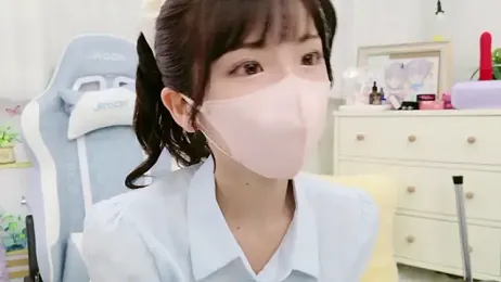 -minami- — Stripchat recorded stream image, 27.09.2025 12:00