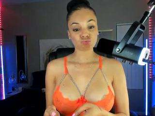 goddessjanae — Camsoda recorded stream image, 28.09.2025 04:40