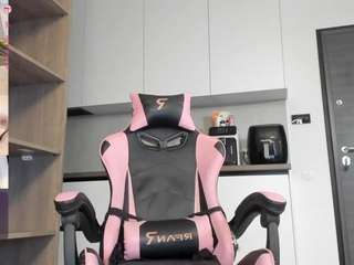 megan-ros — Camsoda recorded stream image, 28.09.2025 04:40