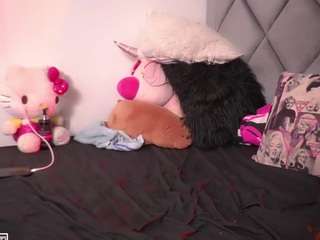 crystalcherr — Camsoda recorded stream image, 28.09.2025 14:30