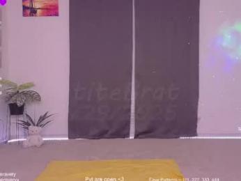 petitebrat — Chaturbate recorded stream screenshot (29 Sep 2025)