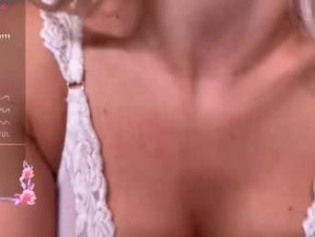roselyn_rose — Chaturbate recorded stream image, 29.09.2025 16:30