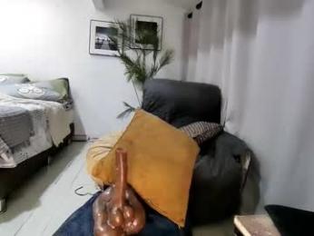 veronnika_hill — Chaturbate recorded stream image, 01.10.2025 01:30