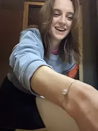 -AngelAri- — Stripchat recorded stream image, 18.02.2025 21:00