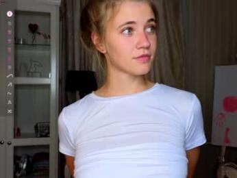 cute_fox_girl — Chaturbate recorded stream image, 01.10.2025 12:50