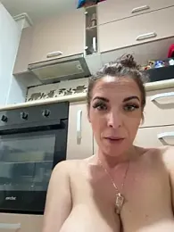 Almmaxxxx — Stripchat recorded stream image, 02.10.2025 03:50