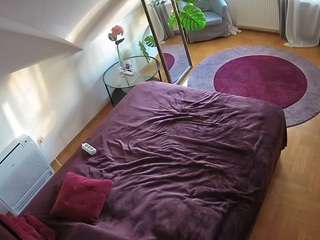 voyeurcam-julmodels-whitebed-4 — Camsoda recorded stream image, 02.10.2025 03:00