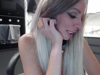 blondalina — Bongacams recorded stream image, 02.10.2025 18:50
