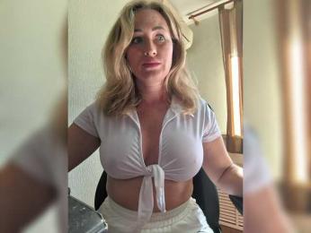 goddesssssss — Bongacams recorded stream screenshot (03 Oct 2025)