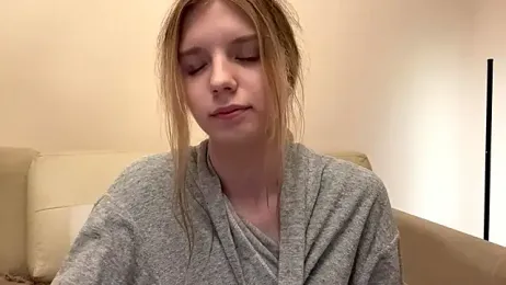 FruityXo — Stripchat recorded stream screenshot (03 Oct 2025)